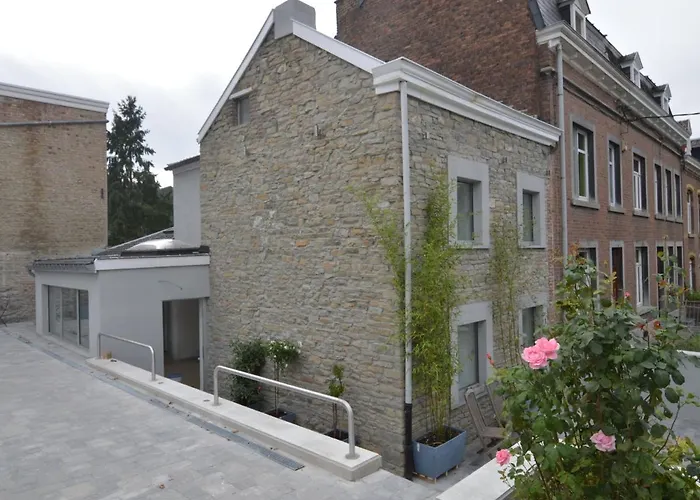 Charming Holiday Home With Terrace